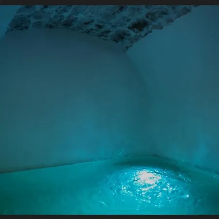 Euphoria Luxury Bed & Breakfast 4*