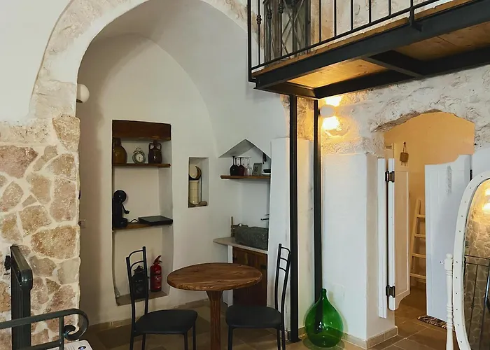 Euphoria Luxury Oda ve Kahvaltı 4*